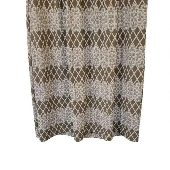 Perceptions NY Women's Taupe & White Poly/Spandex Lined Sleeveless Dress - Picture 4 of 10